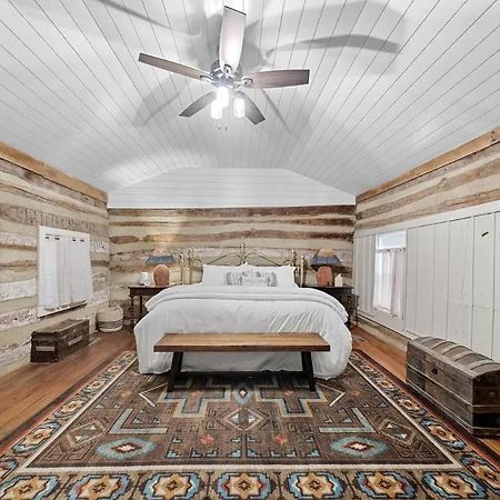 Rustic Augusta Cabin Екстериор снимка
