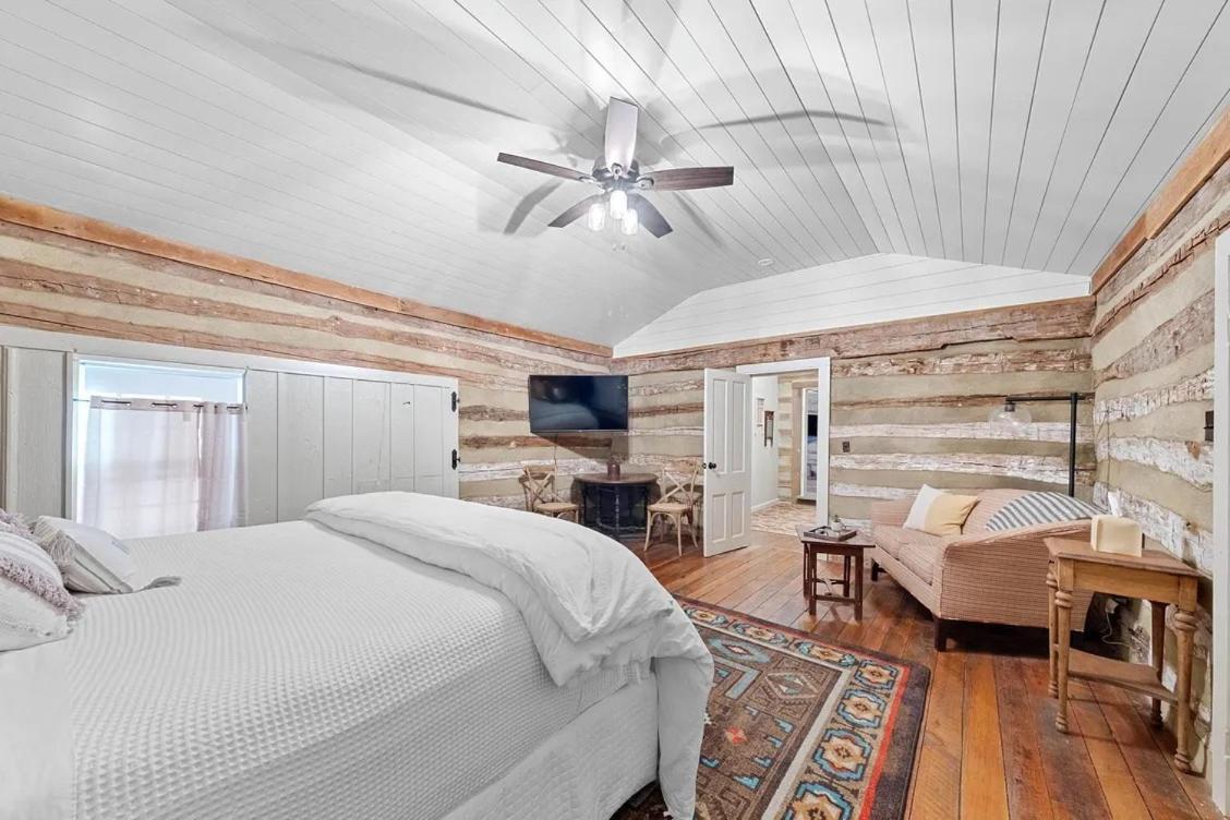 Rustic Augusta Cabin Екстериор снимка