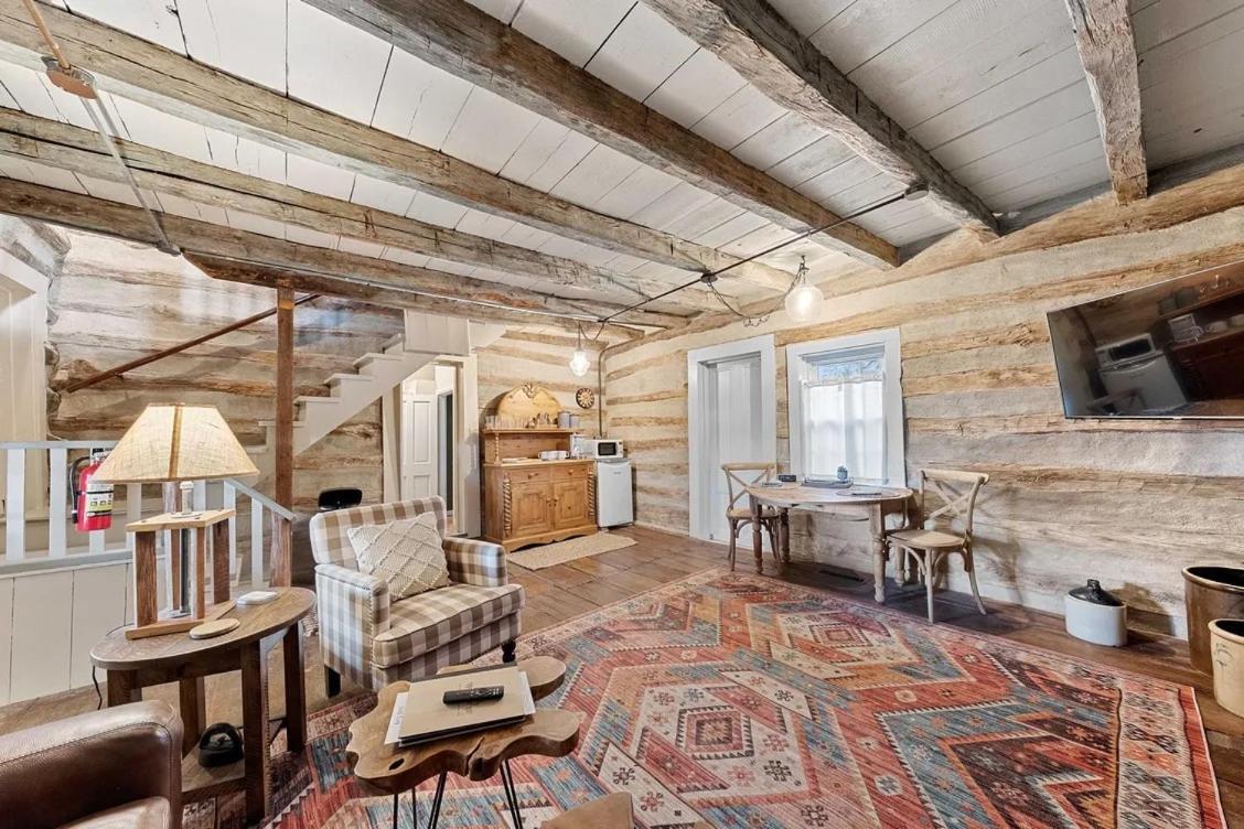 Rustic Augusta Cabin Екстериор снимка
